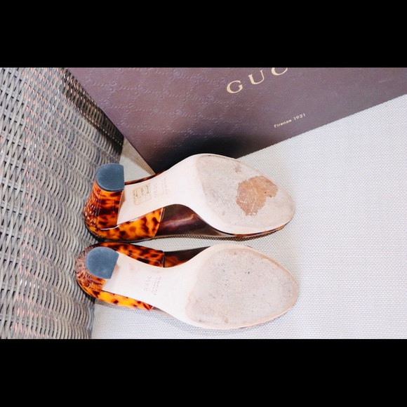 SOLD 🌟Host Pick🌟 GUCCI Tortoise Shell Metallic Pumps - Picture 6 of 8